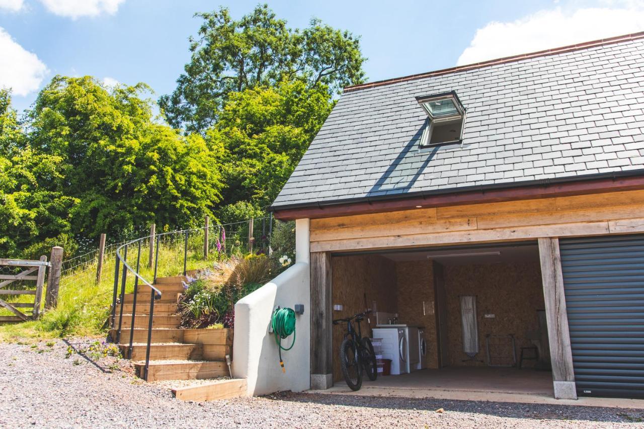 Appartamento The Roost - A Bird'S Eye View In The Countryside Cullompton Esterno foto