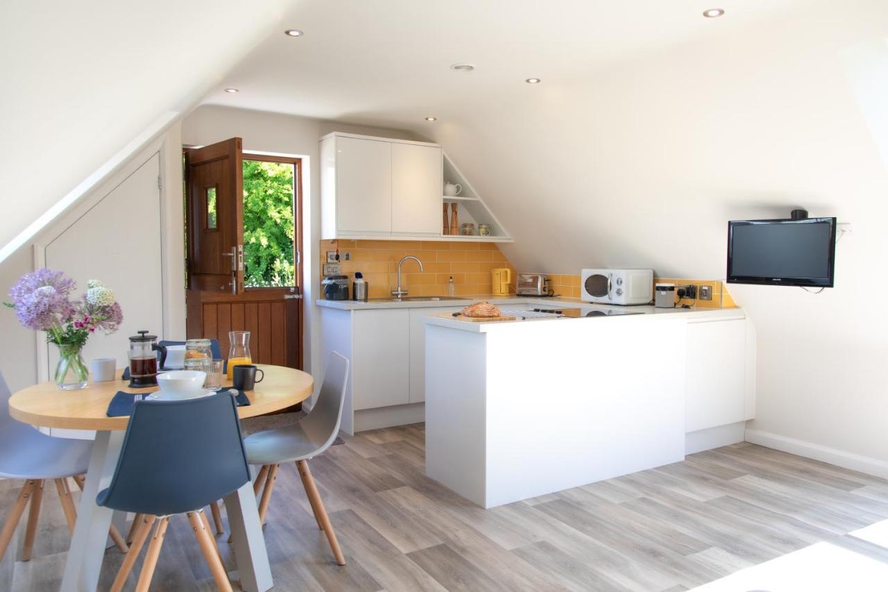Appartamento The Roost - A Bird'S Eye View In The Countryside Cullompton Esterno foto