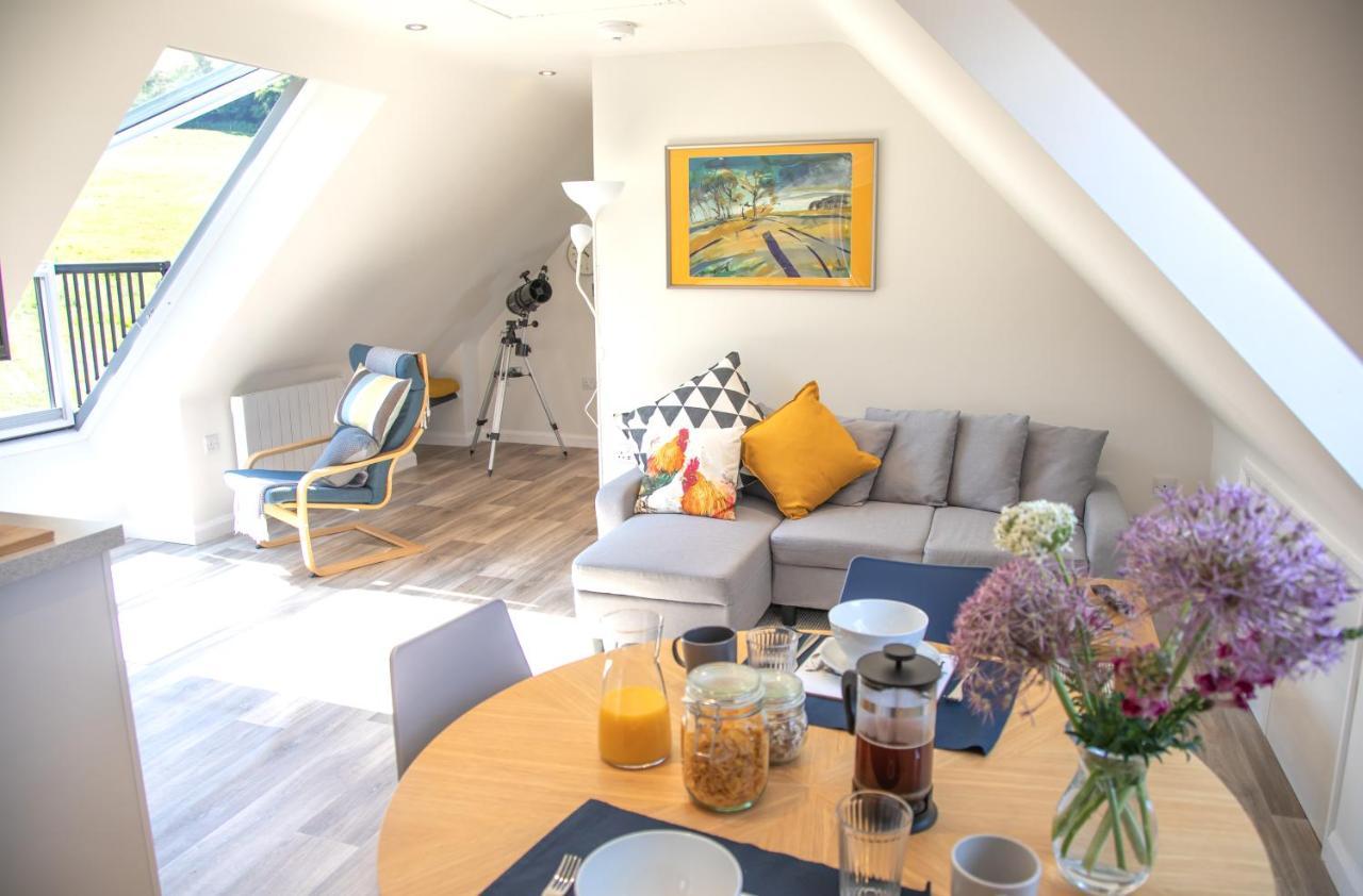 Appartamento The Roost - A Bird'S Eye View In The Countryside Cullompton Esterno foto